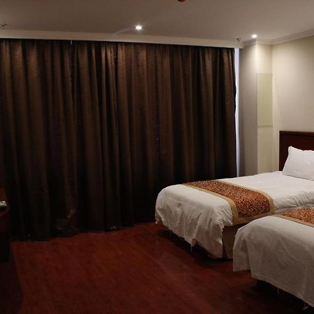 Greentree Inn Wuxi Huishan District Yangshan Town Jiayang Life Plaza Business Hotel Jiaxing Exteriör bild